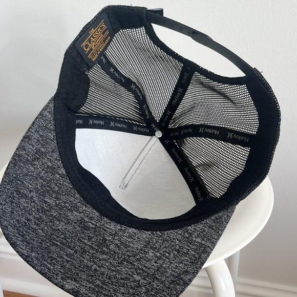 Hurly Trucker Cap - Picture 6 of 7